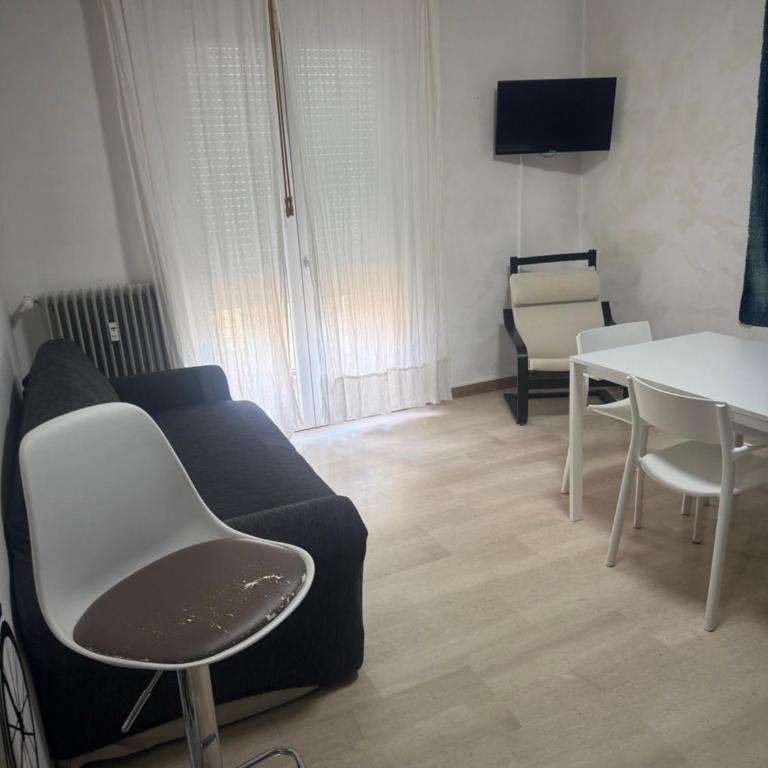 ApartmentsPadova - Camera King - 3