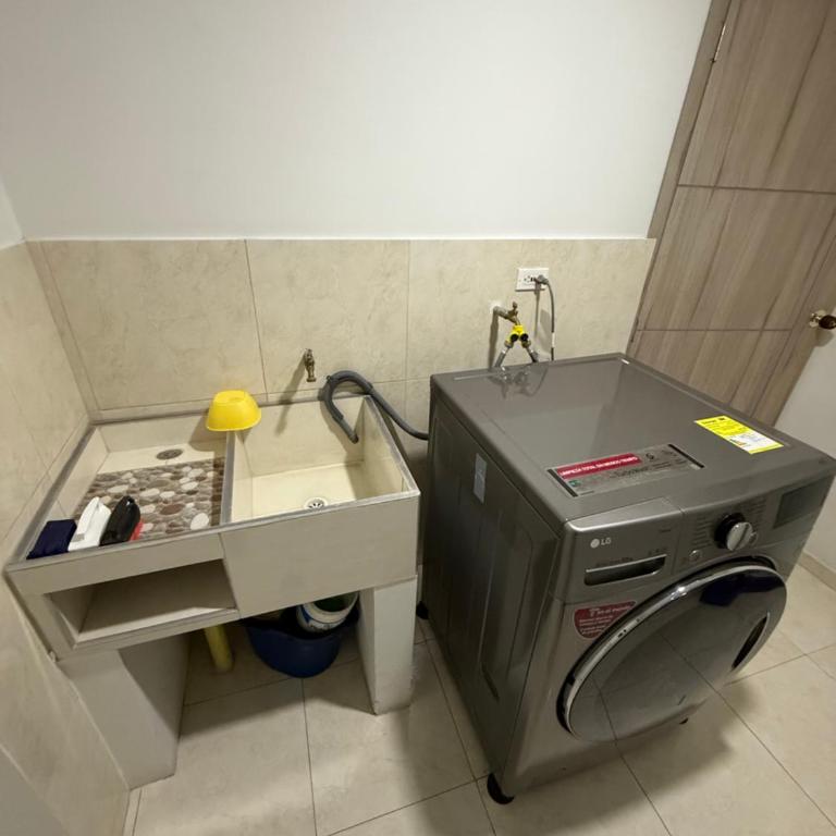 Apartamento Modelo 8 Huéspedes Centro de Pasto 3 Dormitorios 2 baños Apto201 - Apartamento de 3 dormitorios - 11