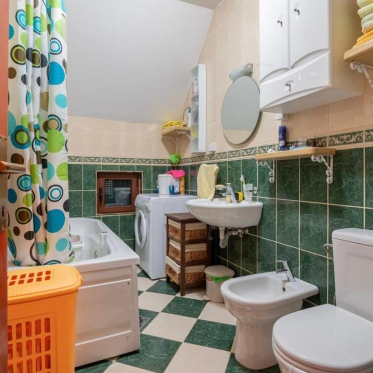 Cozy House near Savin Kuk - Three-Bedroom House - 14