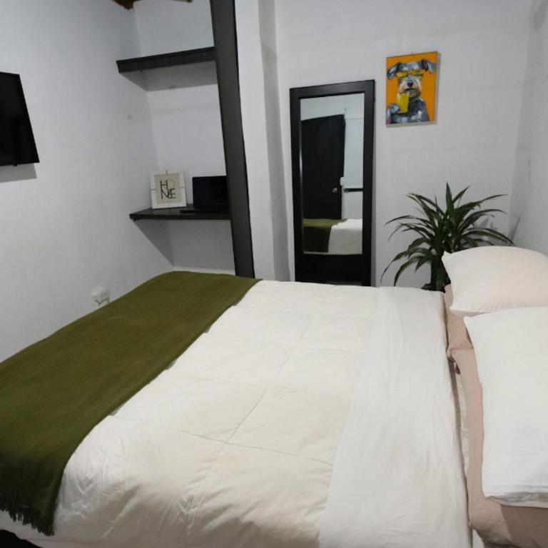 Hogar De Ensueño - Two-Bedroom Apartment - 13