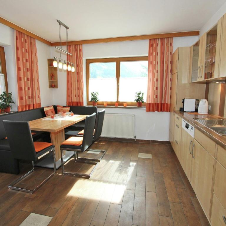Apartment in Stumm near Ski Slopes - Apartment mit 3 Schlafzimmern - 13