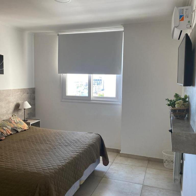 Dpto con vista a la plaza - Con Piscina y Gym en pleno centro - Apartamento de 1 dormitorio - 2