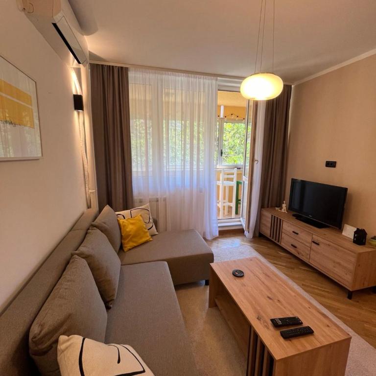 Nijansa - One-Bedroom Apartment - 1