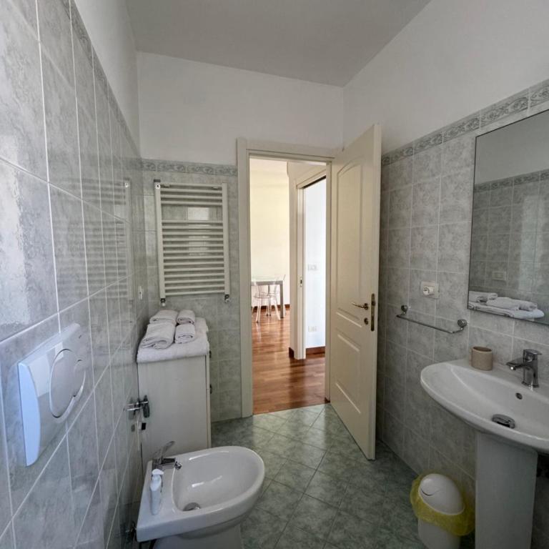 La Chicca del Carmine - One-Bedroom Apartment with Balcony and City View - 5