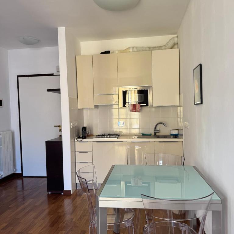 La Chicca del Carmine - One-Bedroom Apartment with Balcony and City View - 8