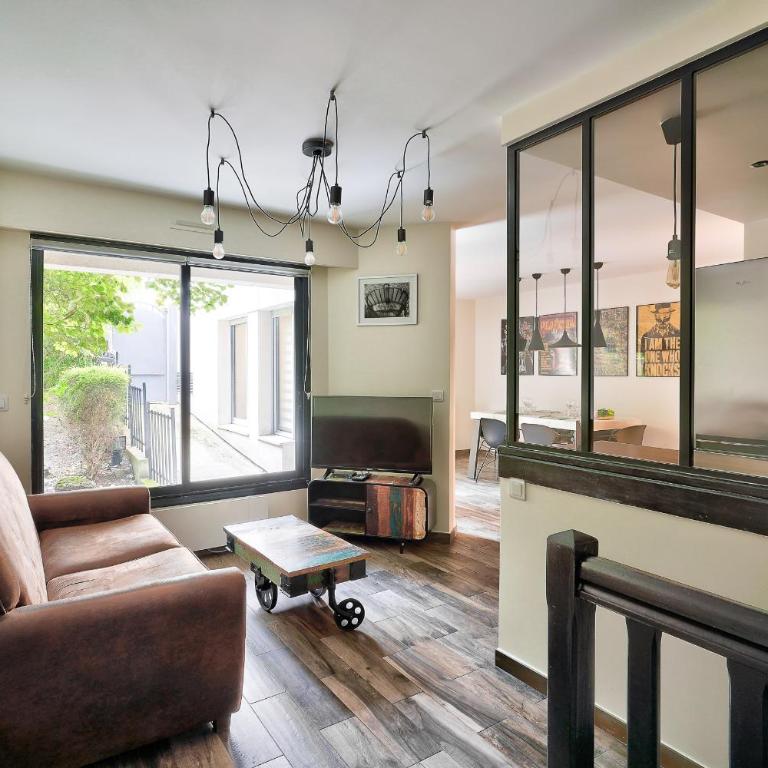 ParisConciergerie - 2BR apartment 4 people - Two-Bedroom Apartment - 1