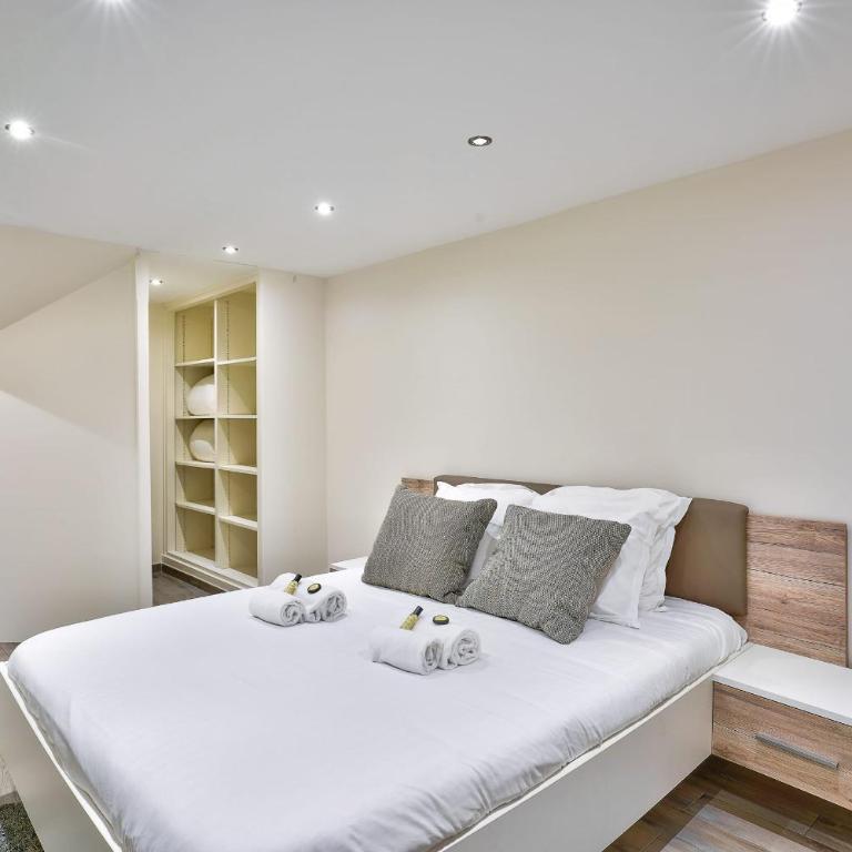 ParisConciergerie - 2BR apartment 4 people - Two-Bedroom Apartment - 3