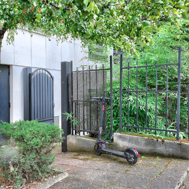 ParisConciergerie - 2BR apartment 4 people - Two-Bedroom Apartment - 16