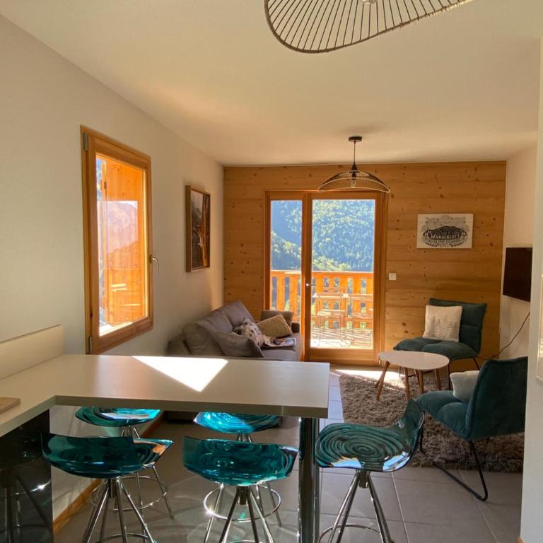 La Tanière - Appartement avec Vue sur la Montagne - 9