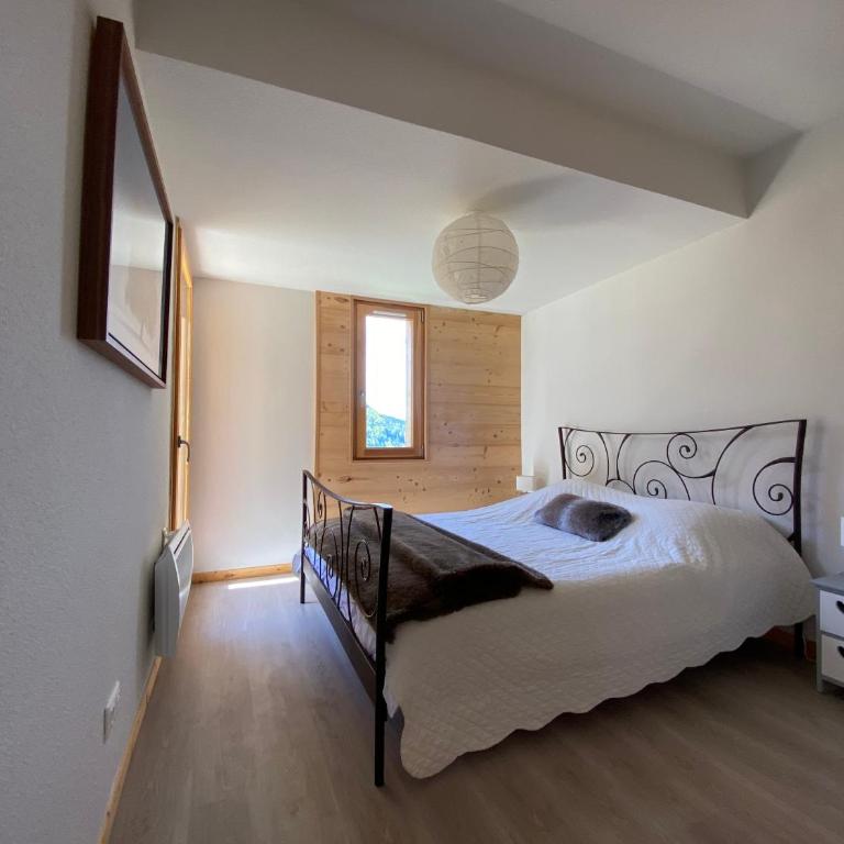 La Tanière - Appartement avec Vue sur la Montagne - 11