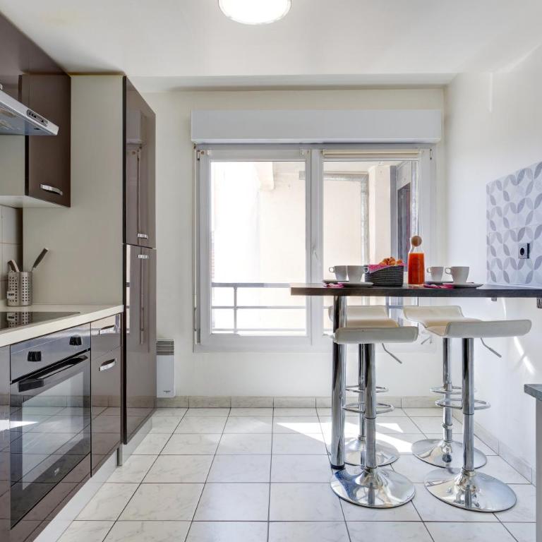 Le cocon Champenois-Parking, centre & Tram - Appartamento - 5
