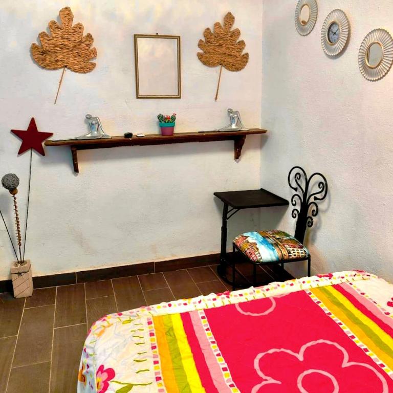 Habitaciones a 8 min de Plaza bella y Almenares - Habitación Doble con baño compartido - 2