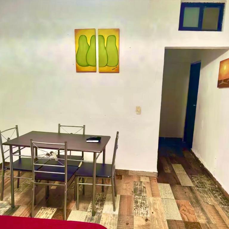 Habitaciones a 8 min de Plaza bella y Almenares - Habitación Doble con baño compartido - 5