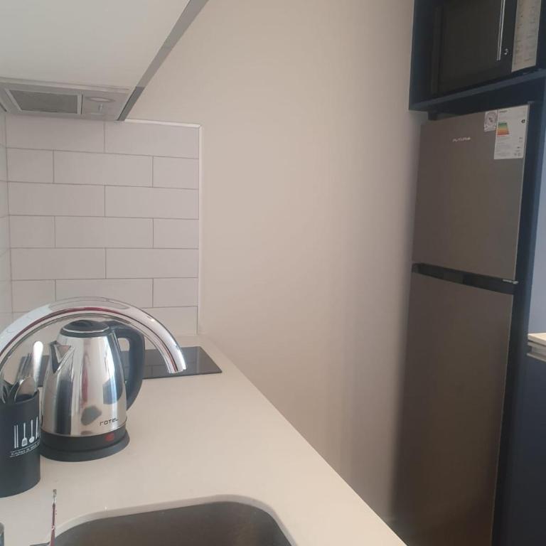 Acogedor Monoambiente Moderno - Apartamento de 1 dormitorio - 2