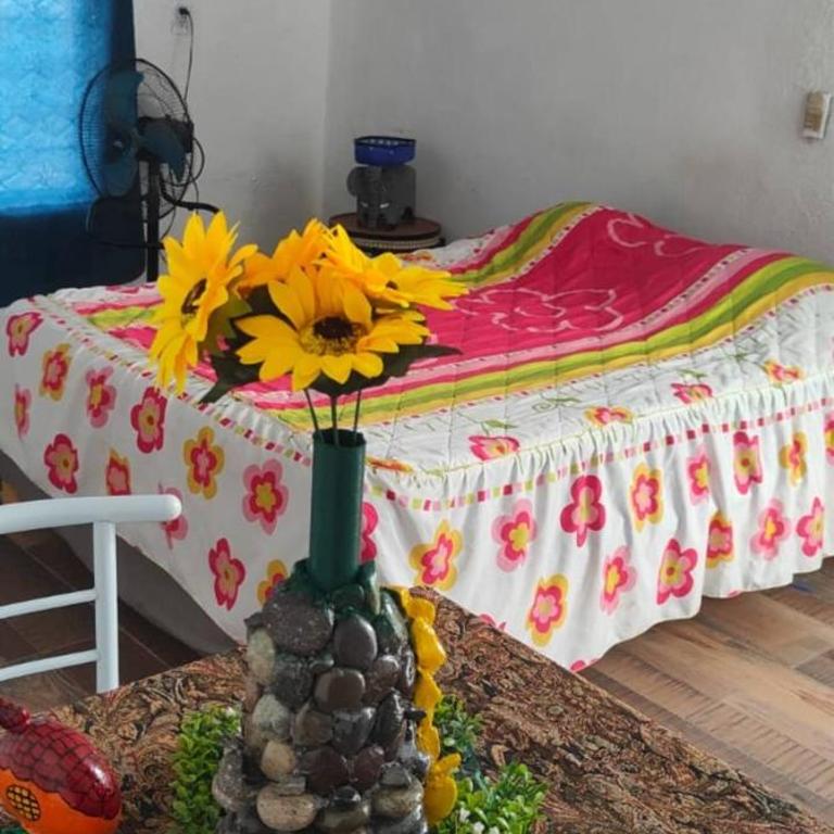 Habitaciones a 8 min de Plaza bella y Almenares - Habitación Doble con baño compartido - 1