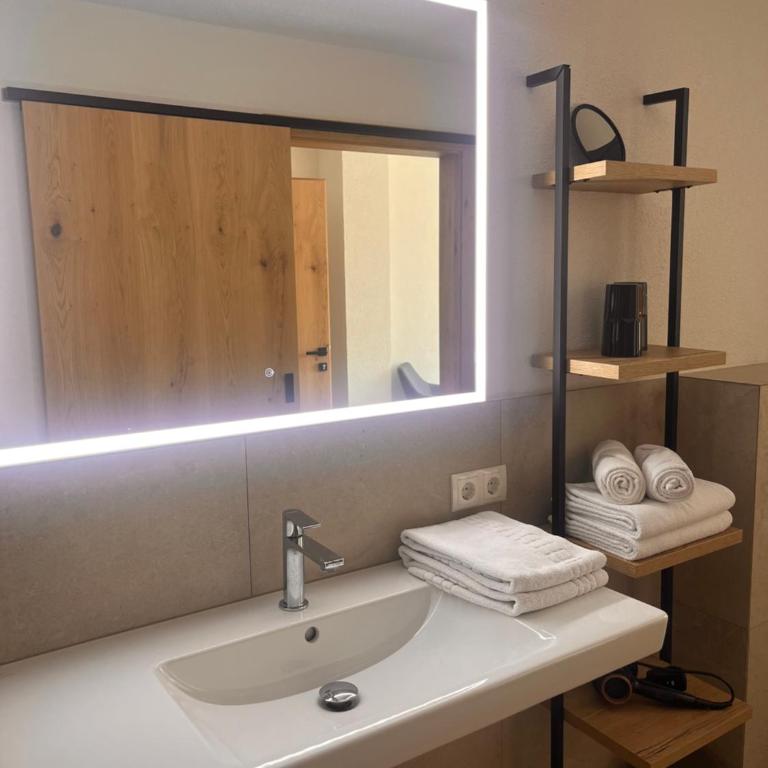 Apart Ferienraich - Apartment mit 2 Schlafzimmern und Terrasse - 3