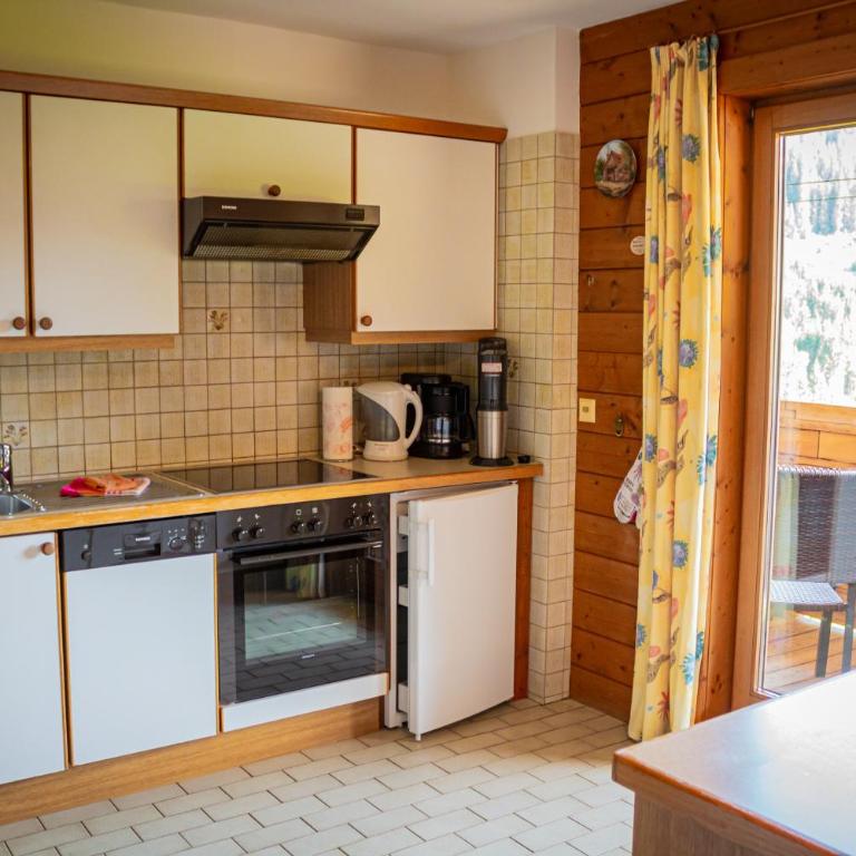 Ferienwohnung Schoberhof - Three-Bedroom Apartment - 2
