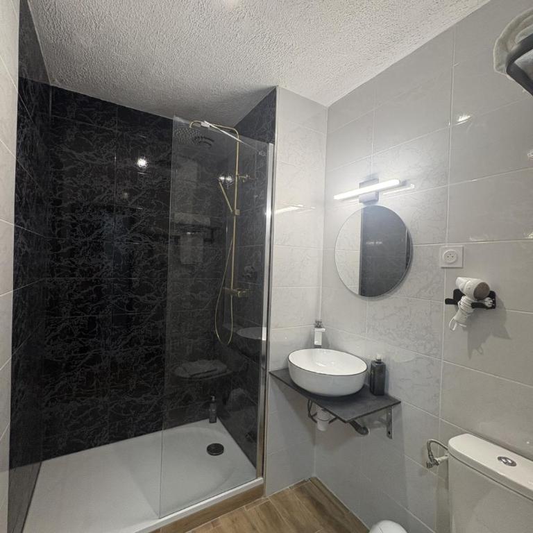 Hôtel & Spa Le Gambetta, Bergerac, Centre ville - Chambre Double Deluxe - 4