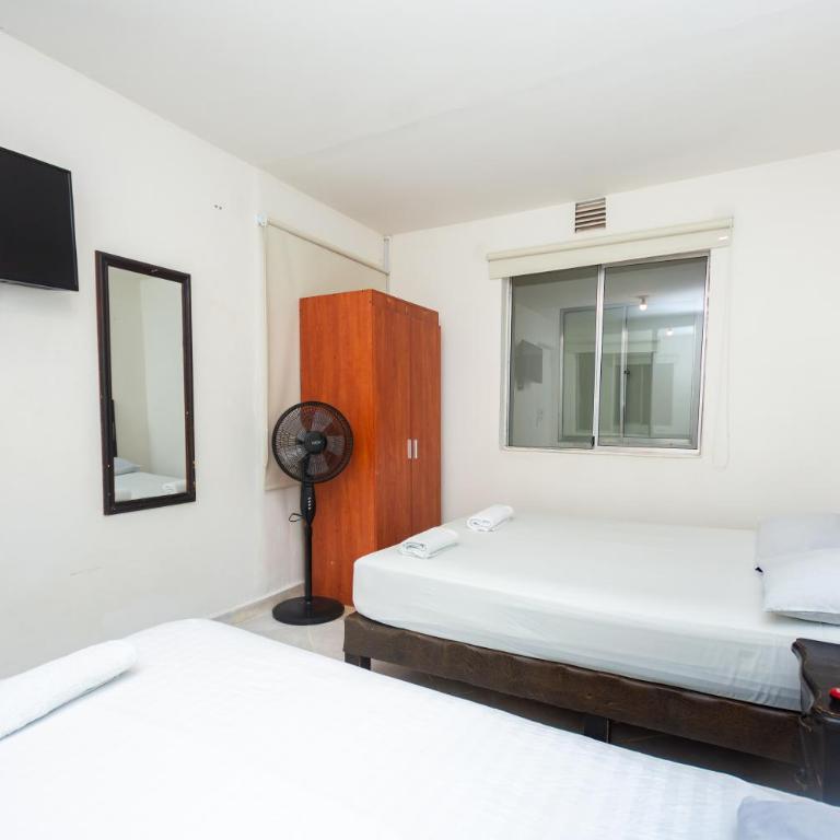 Hotel Villa Real 70 Laureles - Standard Triple Room - 2