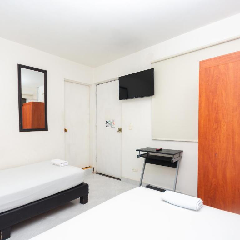 Hotel Villa Real 70 Laureles - Twin Room - 2