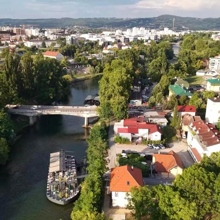 Riverside Panorama Apartment 2 near City Center Brko 2 - Apartman sa 1 Spavaćom Sobom - 10