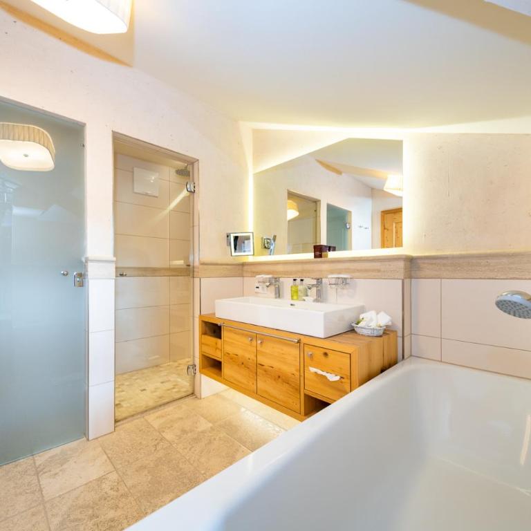 Übergossene Alm Resort - Junior Suite - 6