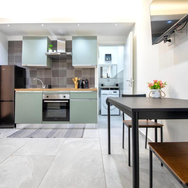 Apartment Fortuna - City Center - One-Bedroom Apartment - 18