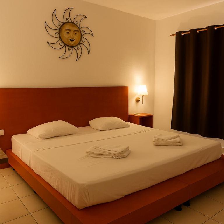 Guest house La Casa del Quetzal - Double Room with Private Bathroom - 11