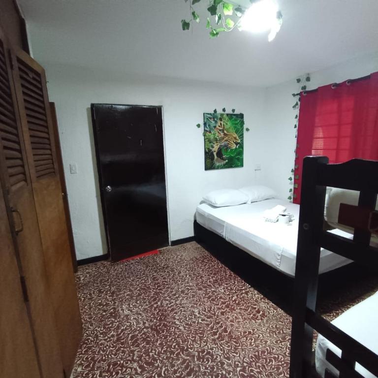 hostal portones de getsemani - Quadruple Room - 5