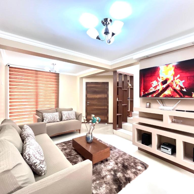 Casa Equipada Portal Bellavista Riobamba - Three-Bedroom House - 8