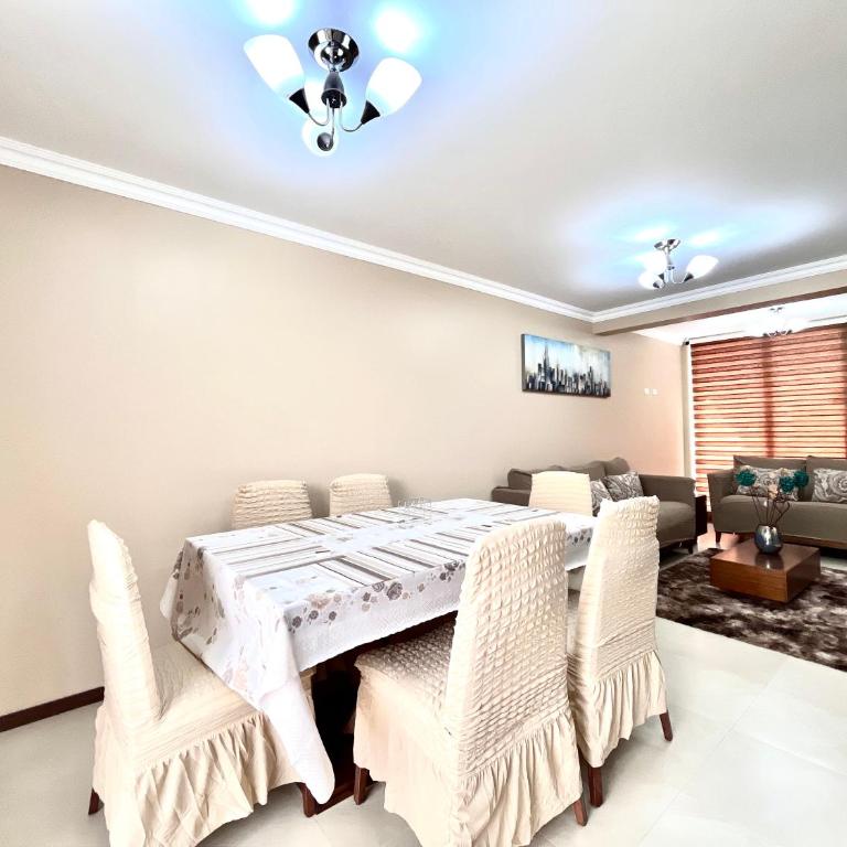 Casa Equipada Portal Bellavista Riobamba - Three-Bedroom House - 11