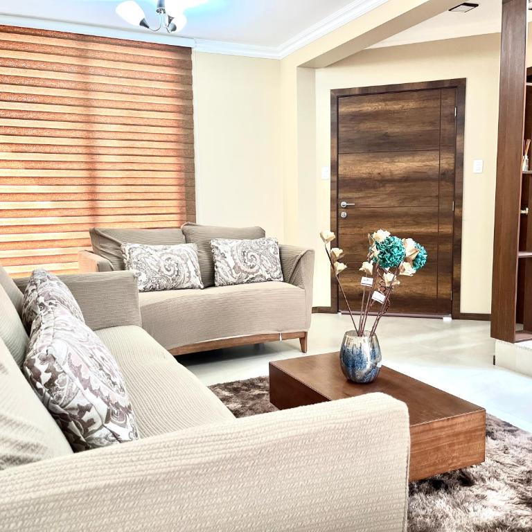 Casa Equipada Portal Bellavista Riobamba - Three-Bedroom House - 13