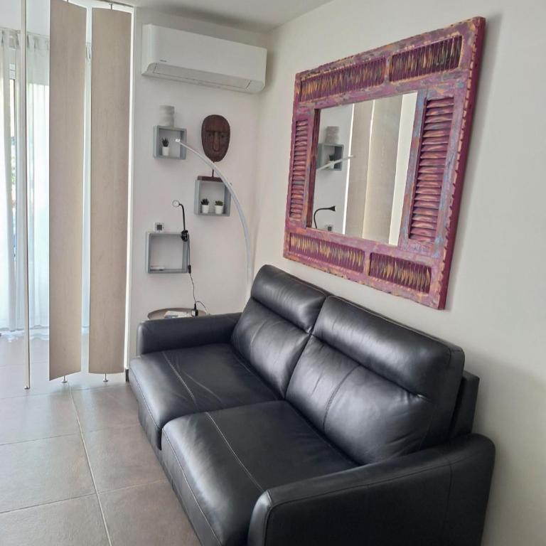 STUDIO Cosy rez de jardin climatisation parking wifi - Studio with Terrace - 5