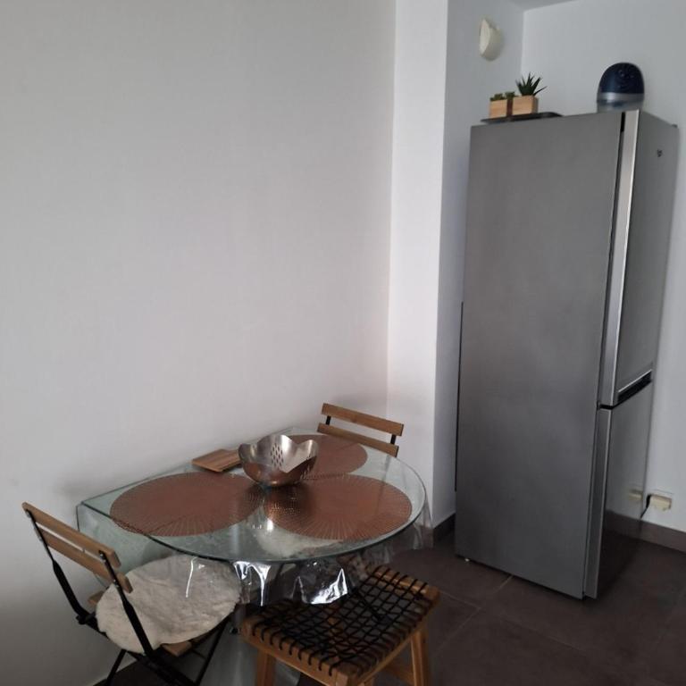 STUDIO Cosy rez de jardin climatisation parking wifi - Studio with Terrace - 8