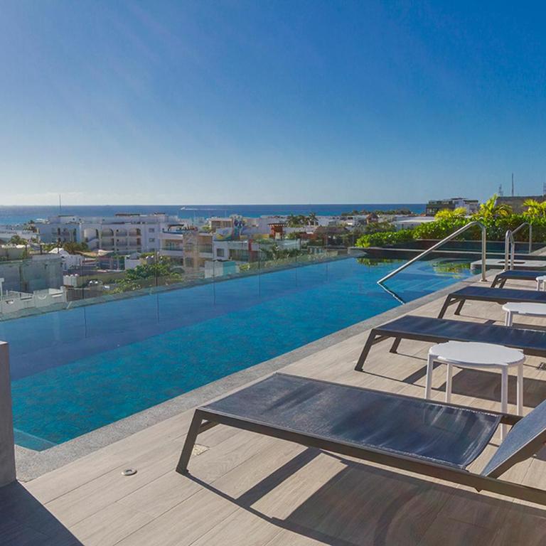 Moderno Depa 2BR con Alberca en Rooftop 5ta Avenida - Two-Bedroom Apartment - 9