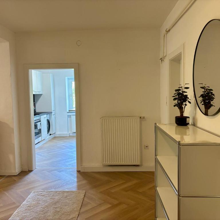 Spacious Design Apartment Würzburg Altstadt I FREE WINE AND COFFEE - Apartment mit 2 Schlafzimmern - 9