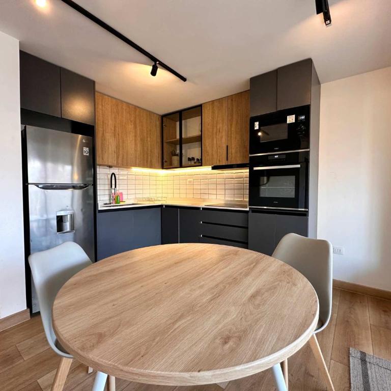 Experience Modern Living in El Golf - Apartment - 6