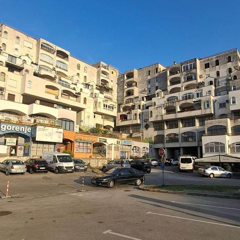 Apartman Bejrut - Three-Bedroom Apartment - 2