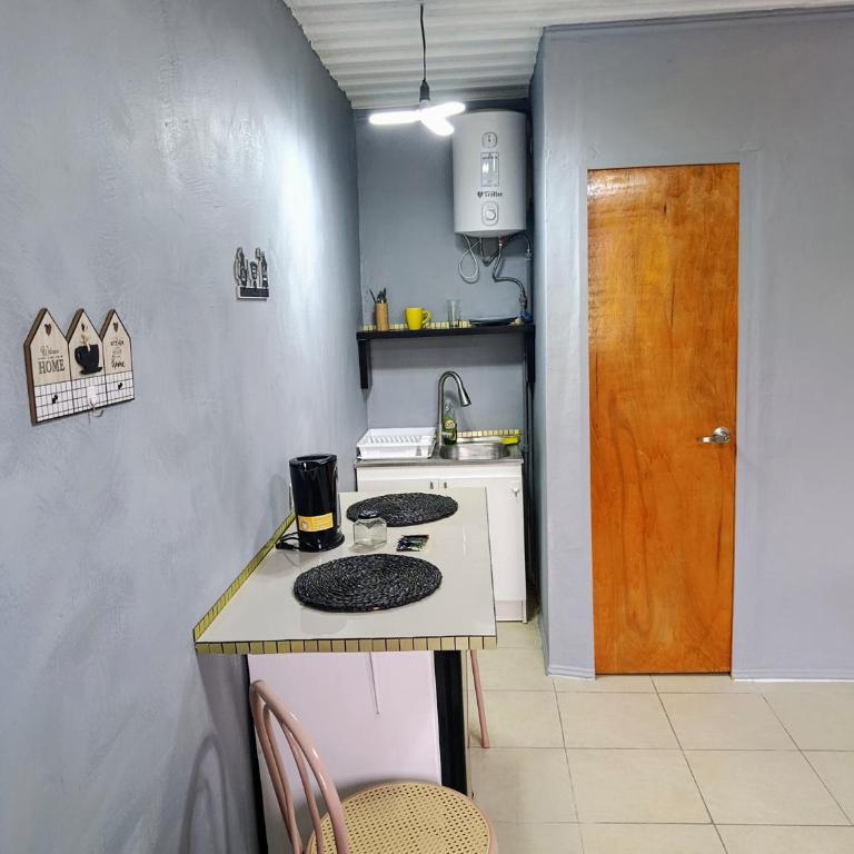 Habitación Studio con baño privado - One-Bedroom Apartment - 9