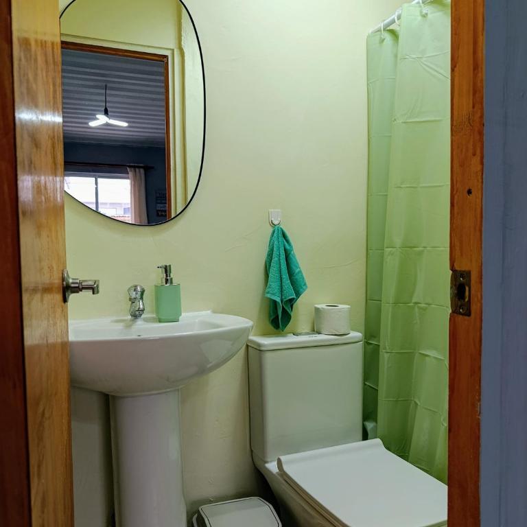 Habitación Studio con baño privado - One-Bedroom Apartment - 10