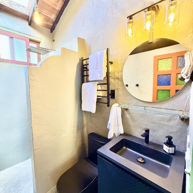 Elegant Colonial Walkable Casa - Casa - 50