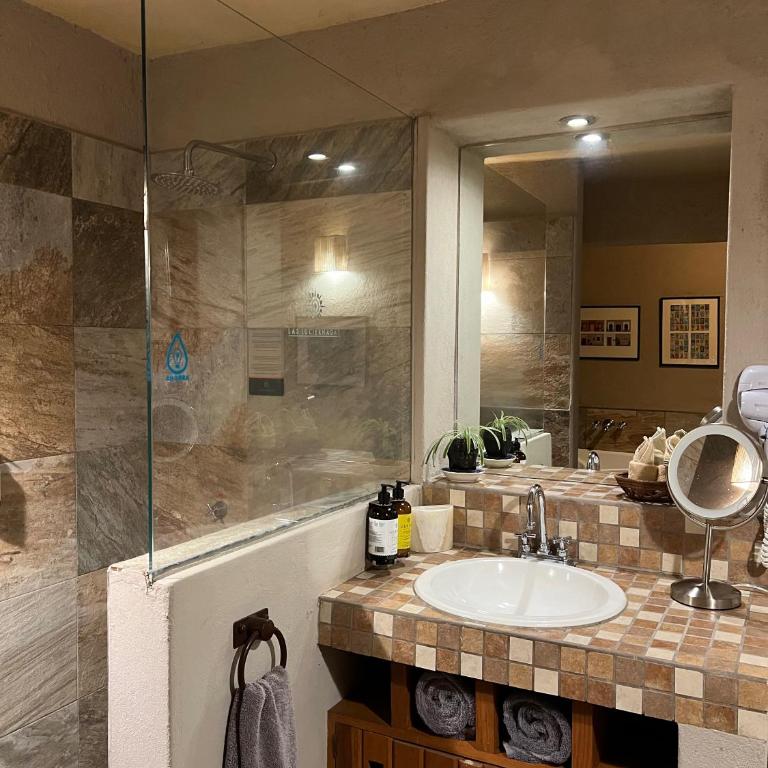 Las Luciernagas Bed and Breakfast Adults Only - Suite Superior - 15