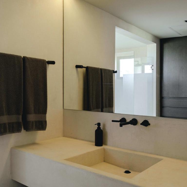 Beachfront 3BR Condo with Private Rooftop, Tankah Bay - Apartamento - 24