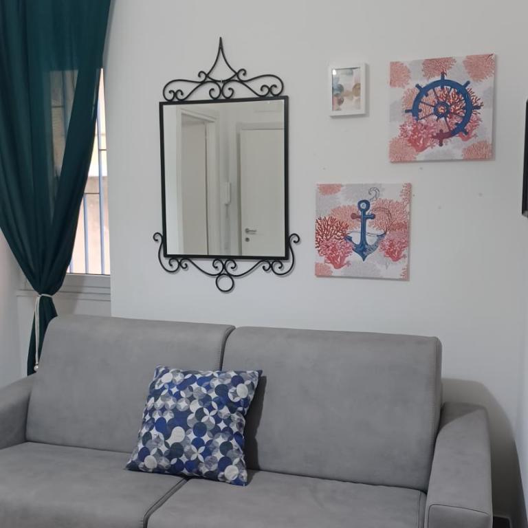 due stanzulelle sul mare B&B - Appartamento Familiare con 1 Camera da Letto - 8