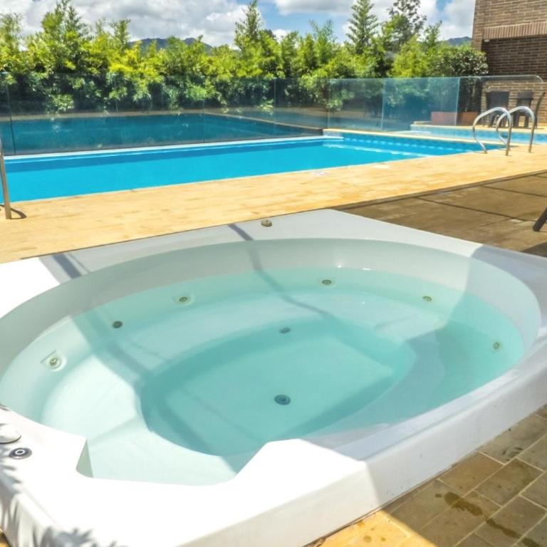 aparta hotel campestre luxury en llanogrande 10 minutos aeropuerto - Apartamento de 1 dormitorio - 33