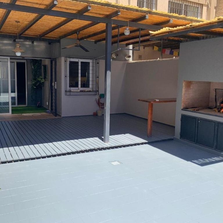 Amplio apartamento con patio y cochera - Apartamento de 1 dormitorio - 5