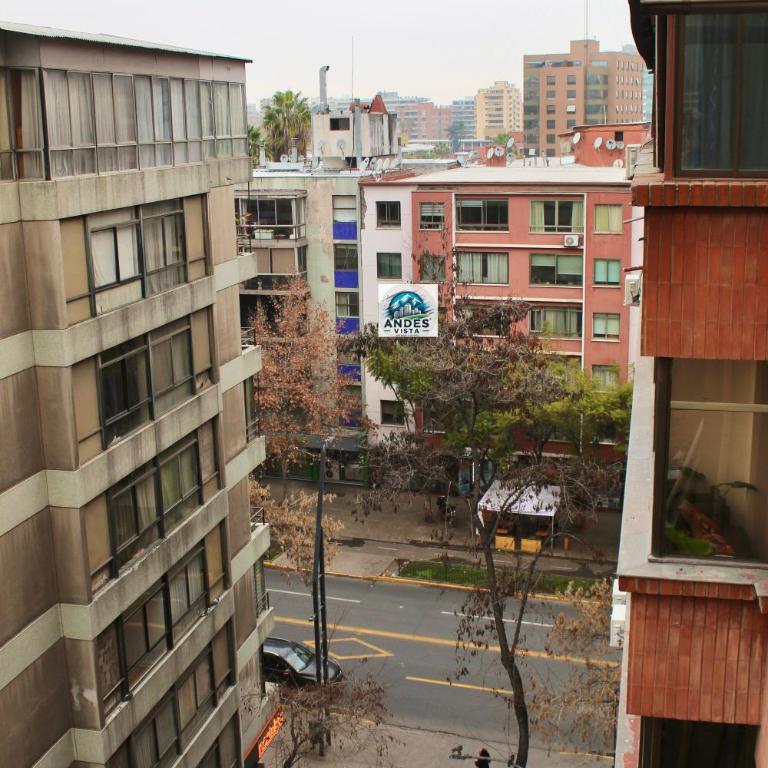 Departamento moderno full equipado - General Flores - One-Bedroom Apartment with City View - 39