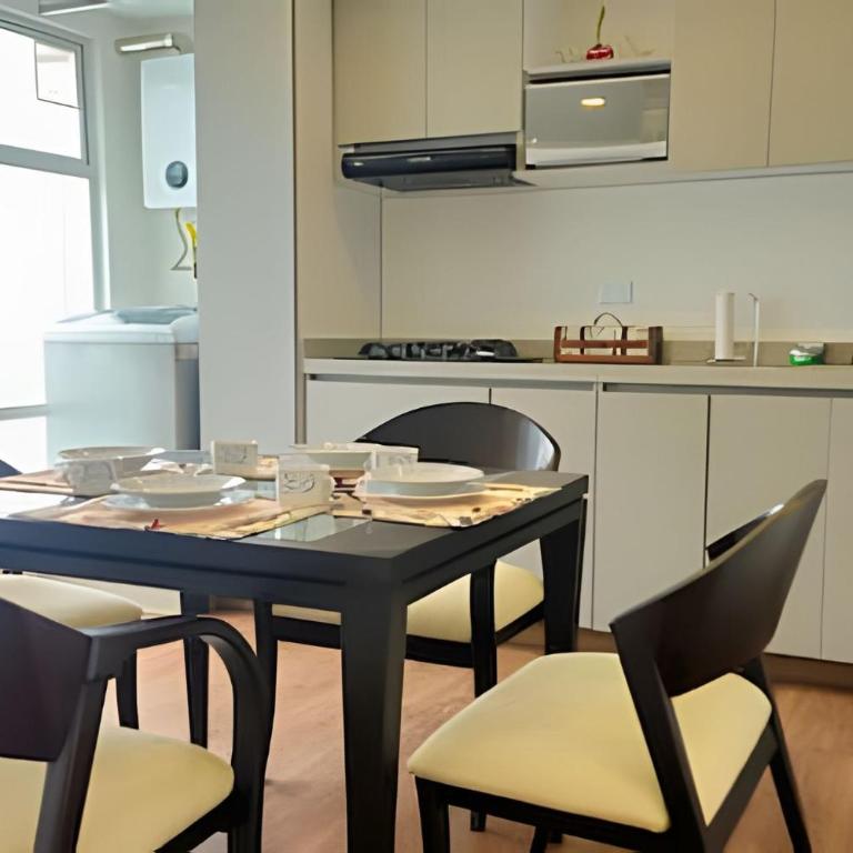 Apartamento ideal: Cantón Norte parqueadero gratis - Apartamento - 10