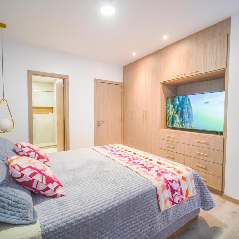 Apartamento moderno con balcón - Apartamento de 2 dormitorios - 4