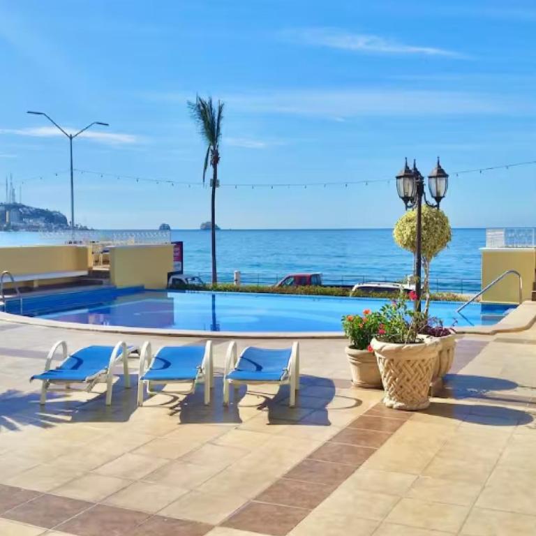Miramar Depto de Lujo Frente Playa y Malecón - Three-Bedroom Apartment - 17
